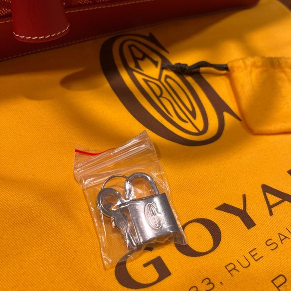 Goyard Victoria Bag Red - Picture 14 of 14